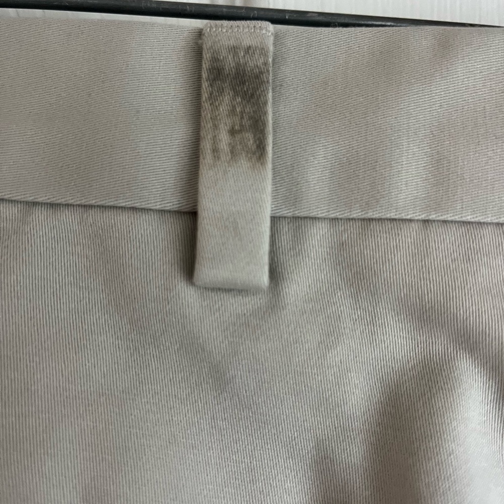 KIRKLAND Signature Men’s Chino Pants, Size 34 x 30 - Picture 9 of 9